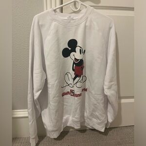 White Mickey Disneyland sweatshirt